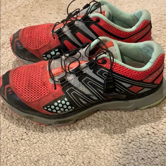 Salomon tennis shoes - Picture 2 of 3